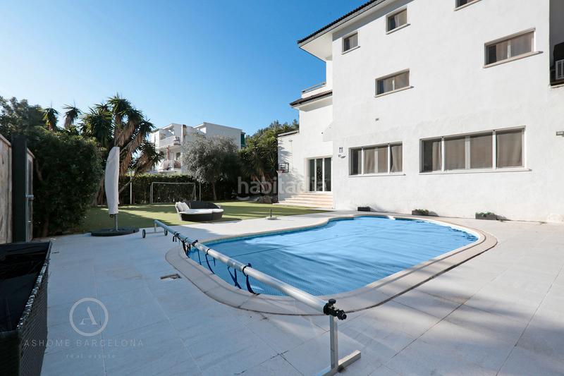 Foto 040586d6-3440-4c04-9ddf-95d36a759dd7. Casa con camino piscina in Bellamar Castelldefels