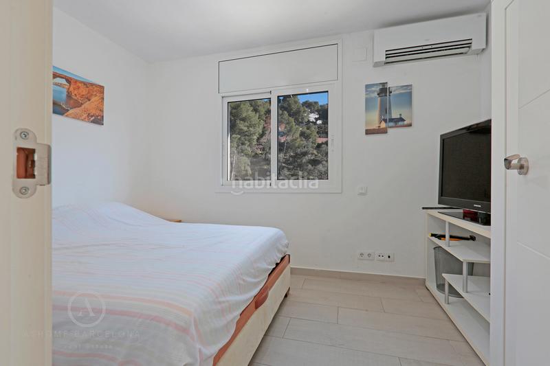 Foto 7af24fb3-3e3f-47f3-ba4b-9aa132080a76. Casa con camino piscina in Bellamar Castelldefels