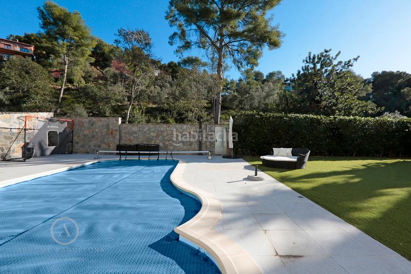 Foto 9c038cbe-ee68-441e-9b95-9a3eea0955c1. Casa con camino piscina in Bellamar Castelldefels