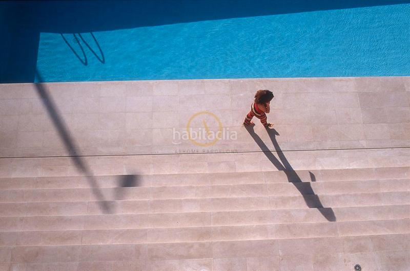 Foto fb21fa02-b75d-4c10-9aa9-d616abb22ccb. Location maison avec cheminée chauffage parking piscine dans Gavà