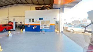 Rent Industrial building in Avenida daniel feo feo 17. Traspaso de taller mecánico operativo en las chafiras