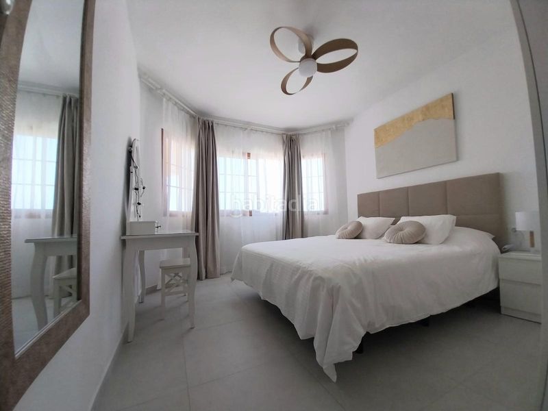 Foto 438749b2-12a9-4a53-a930-67ddb1a633fb. Piso en calle cataluña 2 en Torviscas Centro y Alto Adeje