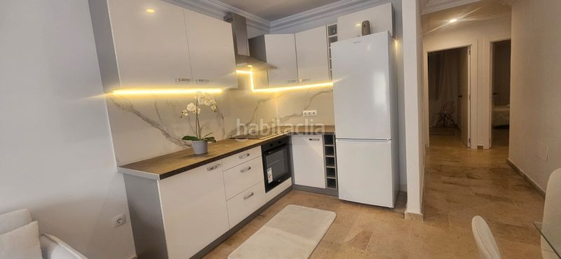 Foto 863544af-e321-4c10-942c-8727f2149ff7. Pis amb aparcament a Buzanada Arona