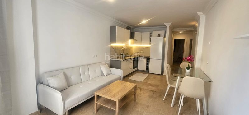 Foto f31437c3-2d92-4da4-b409-0407ed6bd87c. Pis amb aparcament a Buzanada Arona