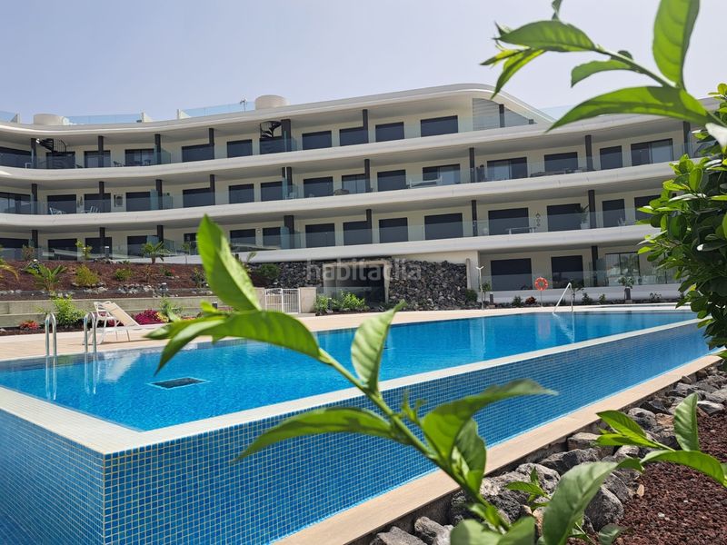 Foto ed6f20b0-d550-4c20-893e-a96689509b60. Àtic amb aparcament piscina a Playa Fañabé Alto Adeje