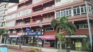 Office space in Triana. Oficina en venta en centro.