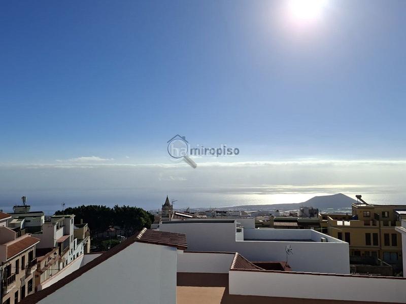 Foto 0d0c1c8f-4f5d-43b3-bd77-c5b4af8f3698. Piso  en venta en casco, 2 dormitorios. en Arafo