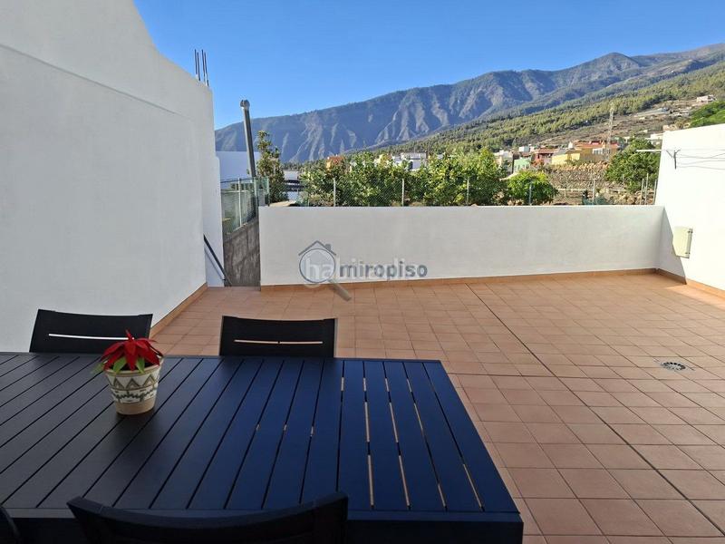 Foto 165b48f8-87e5-438b-9a2f-0aed1006eaac. Piso  en venta en casco, 2 dormitorios. en Arafo