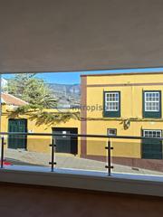 Pis  Libertad. Piso en venta en casco, 2 dormitorios.