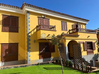 Miete Chalet  Alvarado. Chalet en alquiler en radazul, 6 dormitorios.
