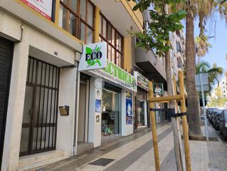 Local Comercial  Ramon y cajal. Local com. en venta en centro, 2 despachos.