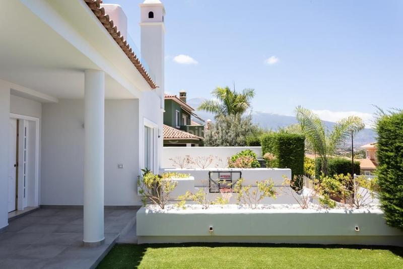 Foto efbc54f2-7dd9-4b7a-9507-3cb63ce42796. Chalet espectacular villa en la orotava en Las Cuevas - Los Gómez Orotava (La)