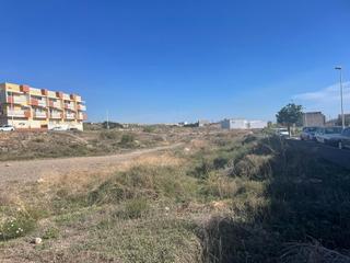 Terreny residencial a San Isidro. Oportunidad de inversion solar urbano san isidro