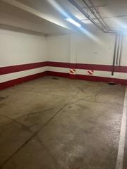 Parking coche en Ifara - Las Mimosas. Amplia plaza de garage en ifara