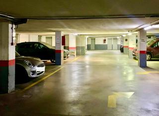Autoparkplatz in La Salle - Cuatro Torres. Oportunidad para inversores  alta rentabilidad