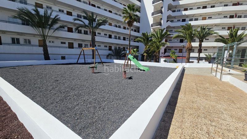 Foto 5dd2cbbb-9d27-4411-93da-134f3dd0cdfe. Pis amb piscina a Playa de las Américas Adeje