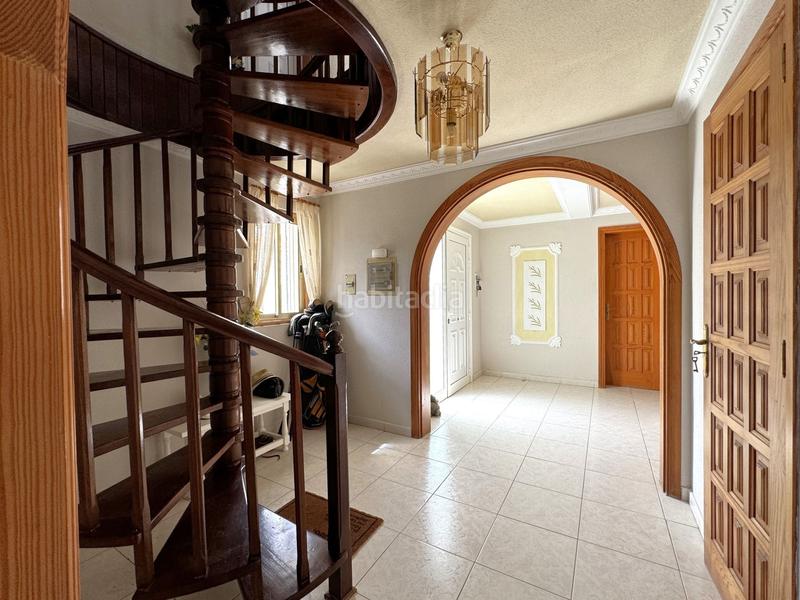 Foto d396184e-ca38-4e93-b3a3-ffeac95d9975. Xalet a La Camella Arona