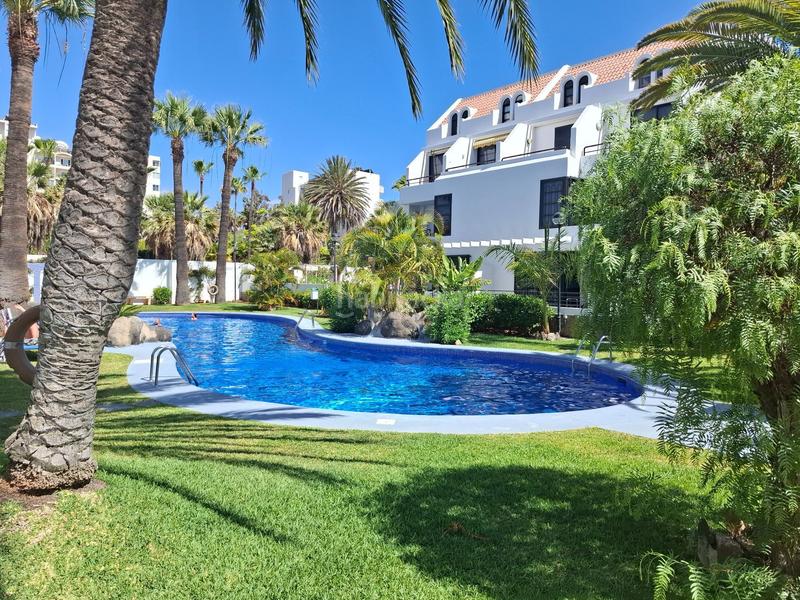 Foto c0b3e6e7-0bf8-4388-817c-0510fc96377d. Piccolo appartamento con piscina in Playa de las Américas Arona