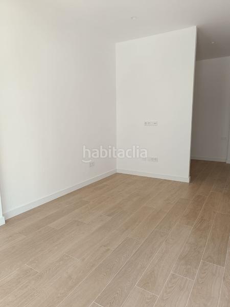 Foto 3b228a93-7745-4bd8-b8c1-1f3b7ee7e3cc. Estudio se vende estudio reformado en pleno centro en Santa Cruz de Tenerife