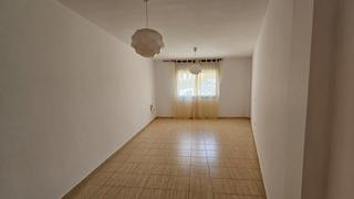 Etagenwohnung in Casco Urbano. Descubre tu nuevo hogar en el corazón de adeje