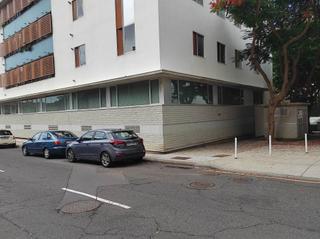 Office space in Anaga. Oficina en venta  espaciosa, luminosa y funcional en maría jimén