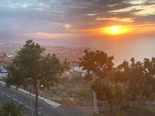 Duplex in Santa Úrsula Pueblo. Magnífico dúplex con terraza en santa úrsula