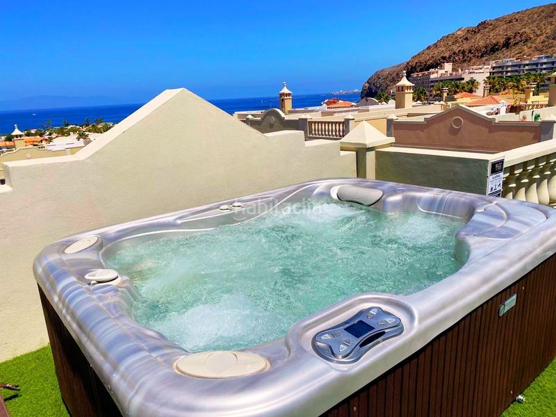 Foto afefcbc8-f5ee-4a5a-a8df-2e53edf9e43f. Zweistöckige wohnung mit pool in Palm - Mar Arona