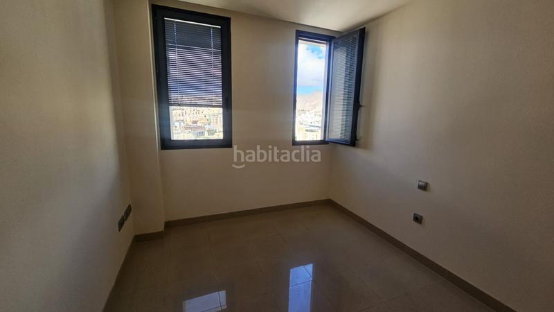 Foto d85dc534-71a0-4b6c-9517-f2a605bd198d. Appartamento in Los Llanos - El Cabo Santa Cruz de Tenerife
