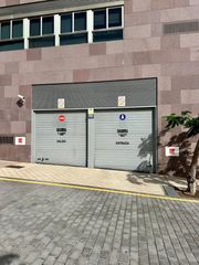 Aparcament cotxe a Los Llanos - El Cabo. Se vende plaza de garaje en zona céntrica