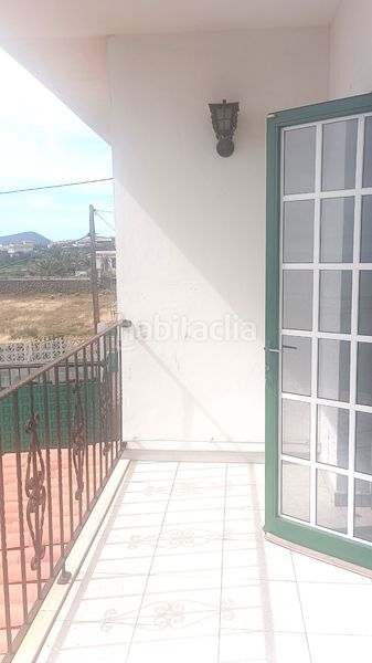 Foto 4c629a3f-ce9e-4479-b0c7-68db2e6beb89. Casa amb piscina a Cuevecitas - Malpaís Candelaria