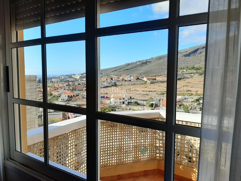 Foto ae32c0b3-00b9-4d6a-8e0d-493d0b5962cf. Lloguer apartament amb aparcament a Casco Urbano Adeje