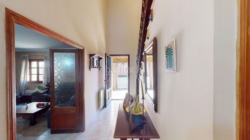 Foto 040dba43-cc5d-4904-8d14-a67c83879a79. Casa  unifamiliar con piscina y vistas al campo en el pueblo en Algaida