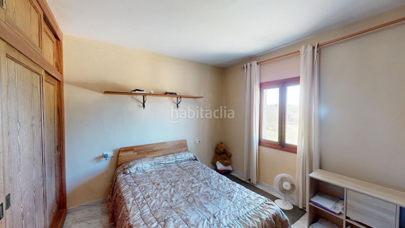 Foto e320af85-f15b-4c36-975c-8b222ecf0b0c. Casa  unifamiliar con piscina y vistas al campo en el pueblo en Algaida