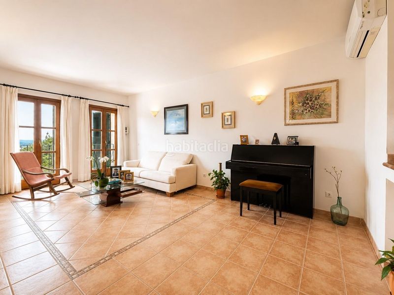 Foto bd4610b8-f8c7-4d89-aa47-09091beb43c8. Casa amb aparcament piscina a Alaró