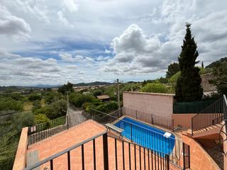 Casa a Alaró. Chalet de ensueño con piscina y vistas a la serra de tramuntana