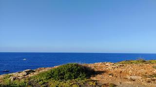 Terreny residencial a Cala Pi-Vallgornera. Solar en primera línea de mar con vistas espectaculares