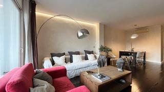 Flat  Calle alemanya. Piso reformado con terraza y vistas despejadas en avenidas, palm