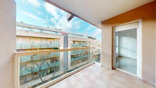 Flat in Calle bisbe rafael josep verger 8. Luminosa vivienda con terraza junto al parc de ses fonts, palma