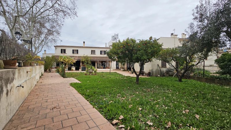 Foto c2b7a396-2758-4dec-8adb-e660af76e84d. Casa amb aparcament a Son Sardina Palma de Mallorca