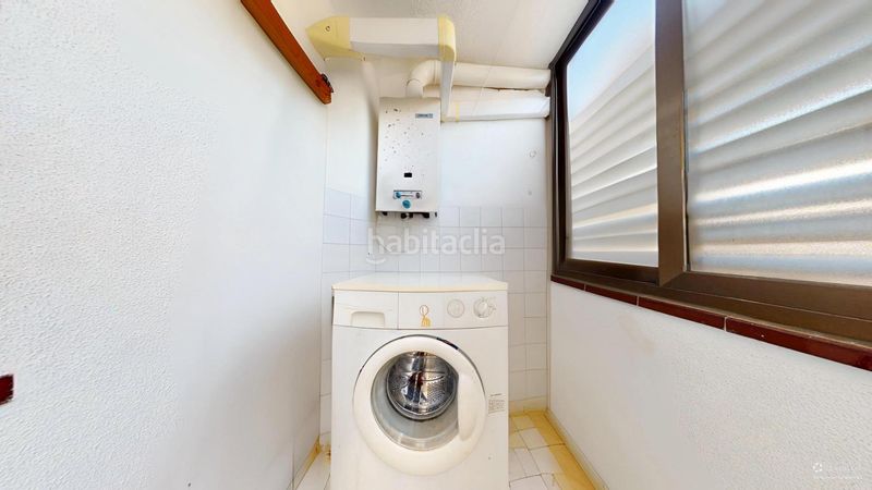 Foto 6e0acf1f-7dd1-4b37-a835-2624f9e10554. Piso acogedor piso con terraza en planta de 136m2, parking y vistas al bosque a 30 metros de la playa de Peguera, en Calvià