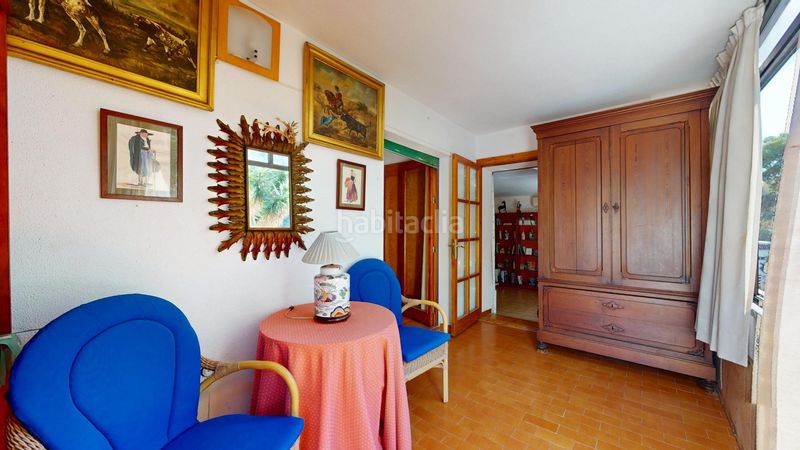 Foto 9299c0fb-de1b-4843-aa63-546d679481bc. Piso acogedor piso con terraza en planta de 136m2, parking y vistas al bosque a 30 metros de la playa de Peguera, en Calvià