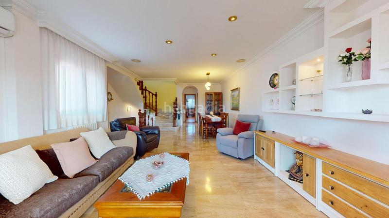 Foto d35e4b79-2d0a-410c-8124-59eeb383cd33. Casa bifamiliare con riscaldamento parcheggio piscina in Marratxí