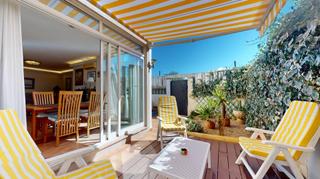 Planta baja  Carrer xabec. Sensacional y soleada planta baja con terraza privada y parking