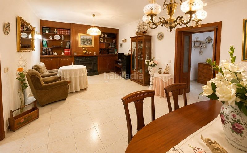 Foto 40b0c301-c174-45f0-aa7f-4817a331f623. Masia amb aparcament a Selva