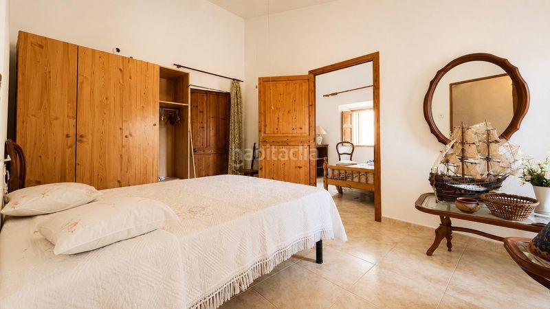 Foto 58184235-5926-4f3f-9fa3-601a3d85f291. Masia amb aparcament a Selva
