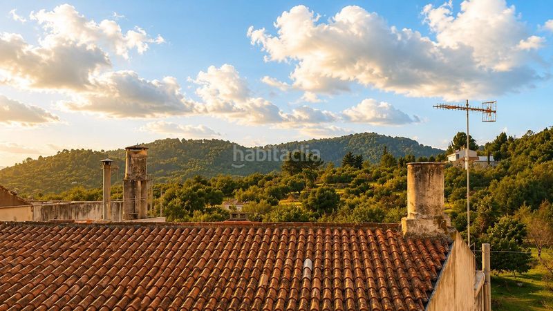 Foto 66b05275-2594-416b-b0be-9e27a989783f. Masia amb aparcament a Selva