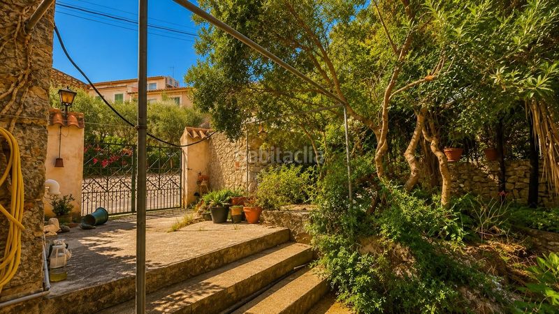 Foto a924338b-b998-43d9-a605-0f404d98a0bd. Casa amb piscina a Selva