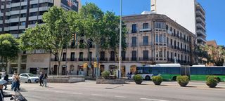 Pis  Avenida alexandre rossello. Vivienda señorial con encanto en plaza de españa, palma