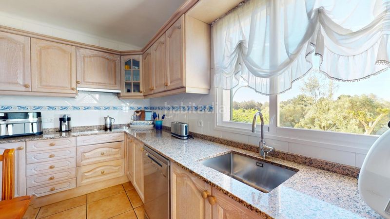 Foto 4ee5fa3d-73b6-4d89-9b66-1da99f233f3b. Planta baja exclusiva planta baja con jardín y garaje es figueral en Marratxí