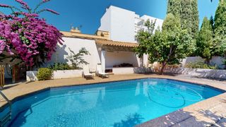 Chalet in Son Serra-Sa Vileta. Fantástica vivienda unifamiliar reformada, con piscina, terrazas